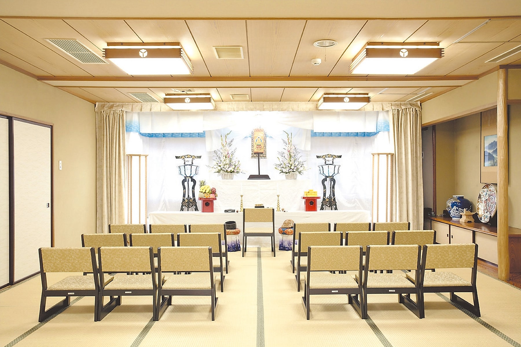 貸会場について